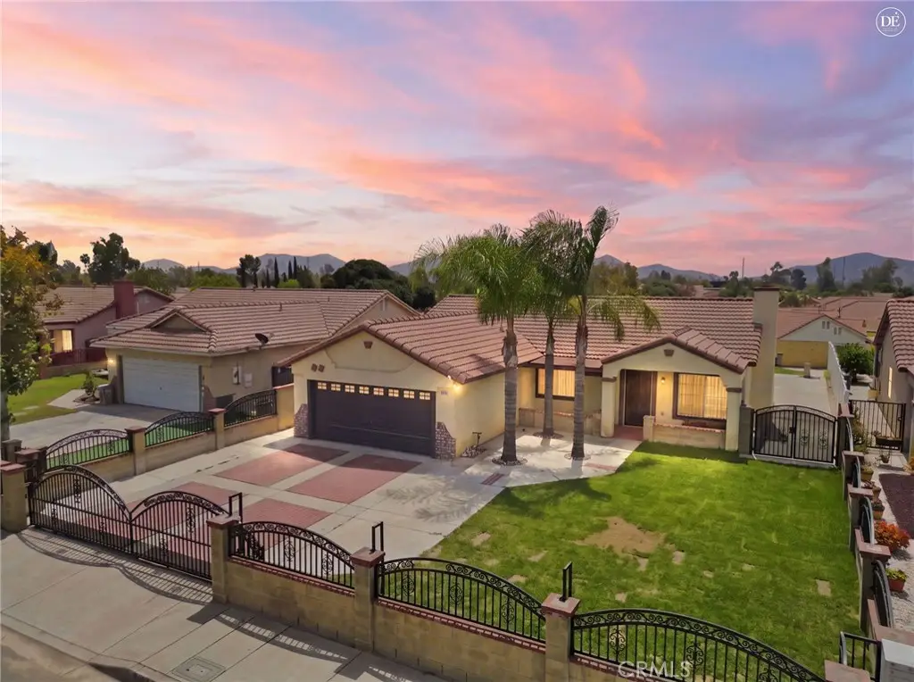 15363 Holly, Fontana, CA 92335 - #1