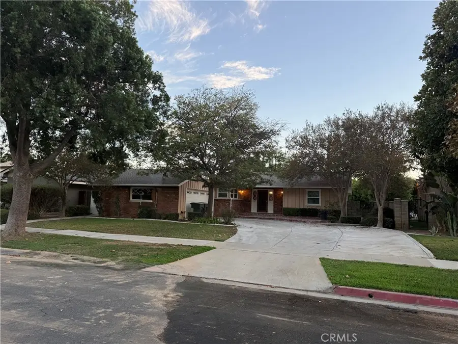 4450 Beechwood, Riverside, CA 92506 - #2