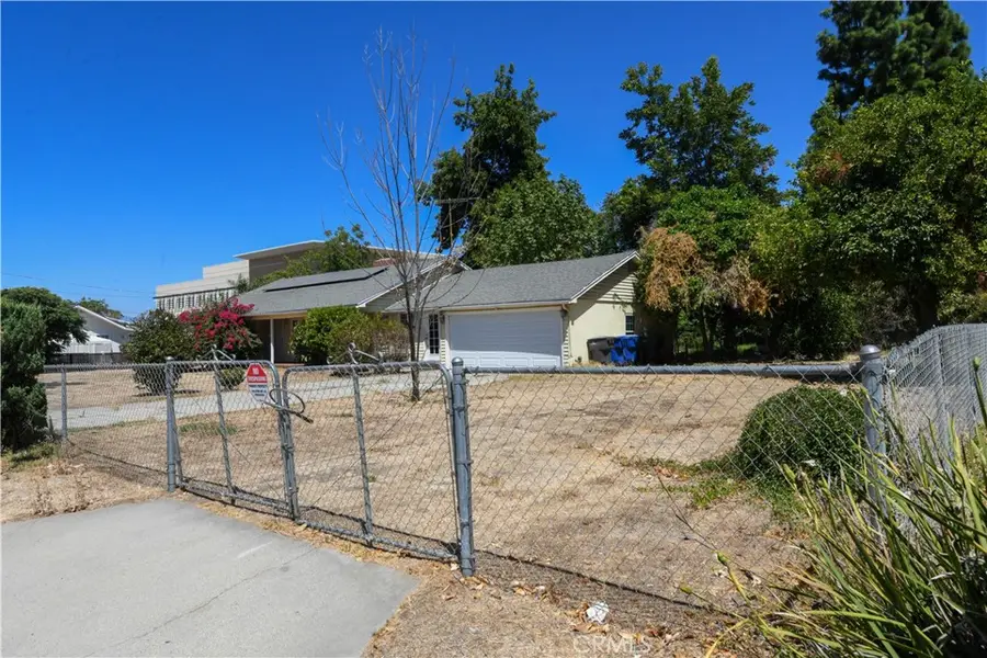 3485 Harding, Riverside, CA 92506 - #2
