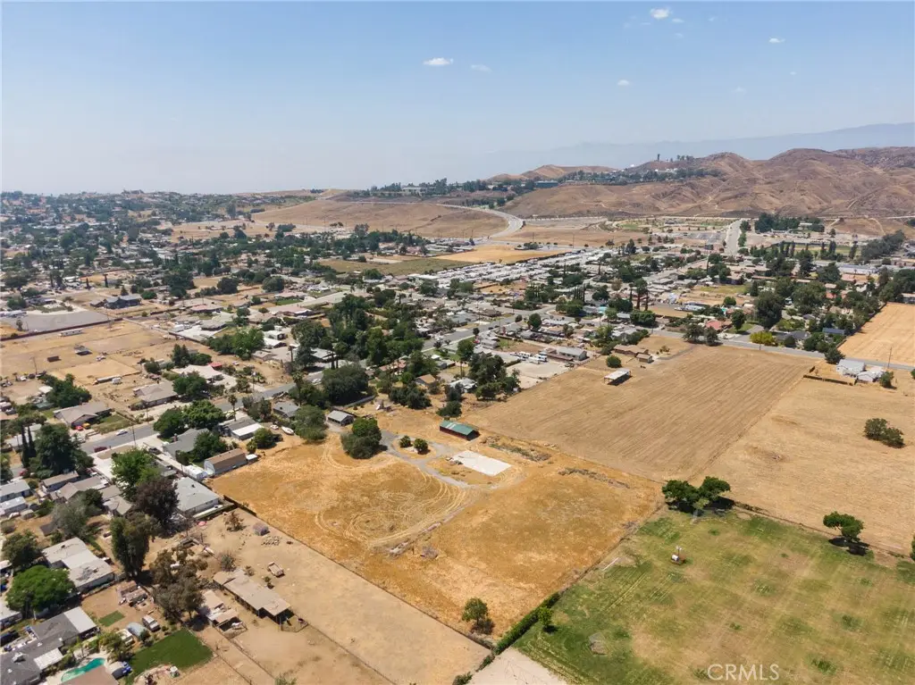 32797 Avenue D, Yucaipa, CA 92399 - #1