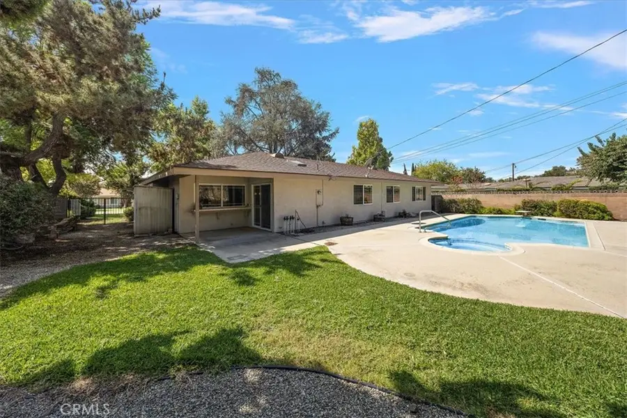 419 Greensboro Court, Claremont, CA 91711 - #3