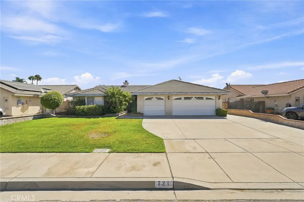 721 N Sandalwood Avenue, Rialto, CA 92376 - #1
