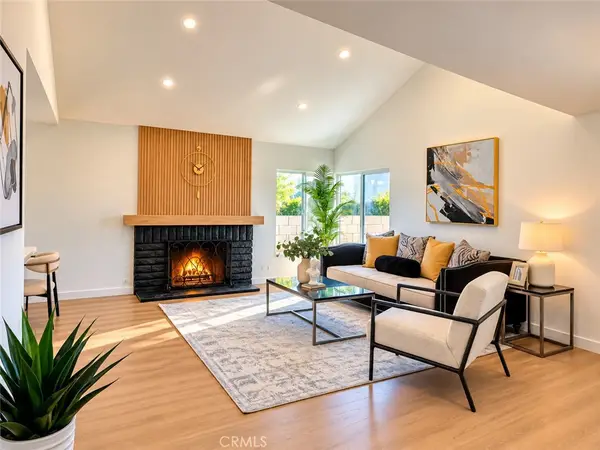 7666 E Paseo Laredo, Anaheim, CA 92808