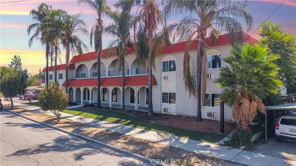 1353 E Devonshire Ave, Hemet, CA 92544 - #1