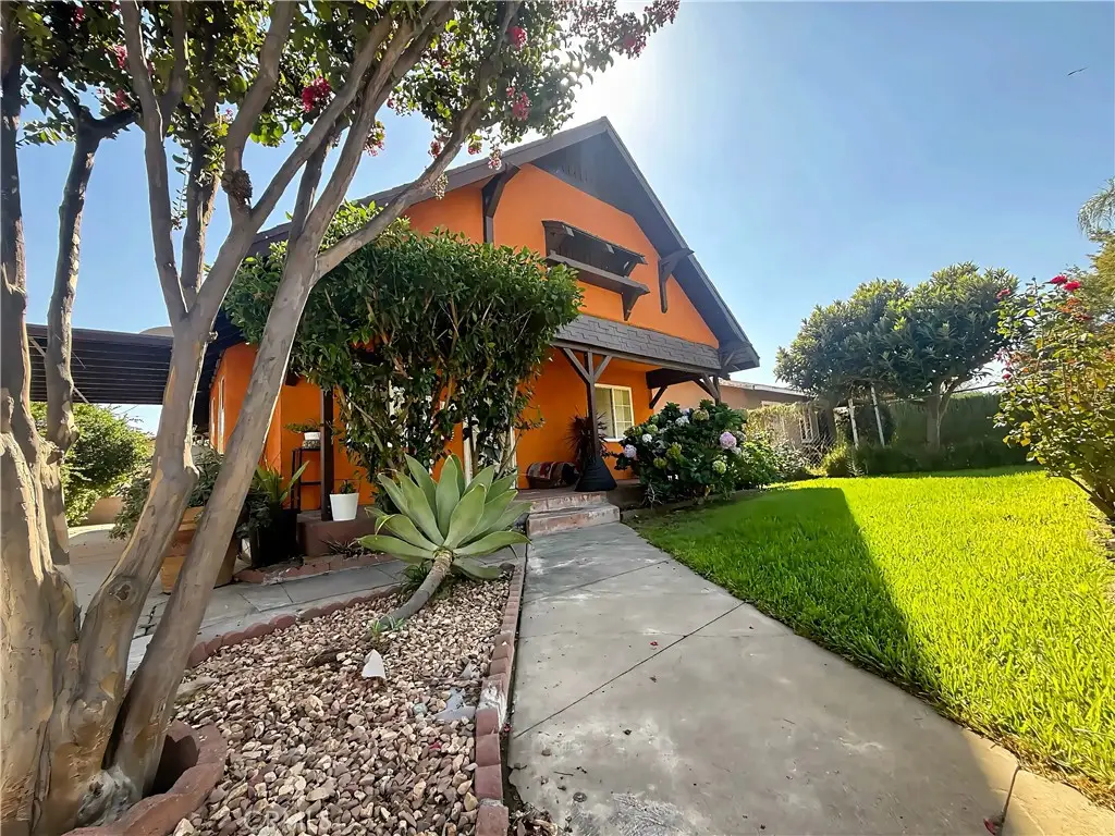 621 W Sunkist Street, Ontario, CA 91762 - #1