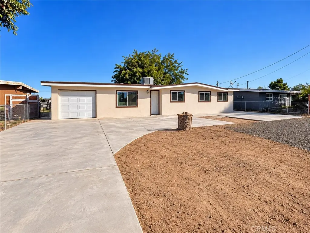 12028 Chamberlaine, Adelanto, CA 92301 - #1