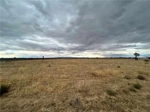 6550 Palmdale Road, Phelan, CA 92371
