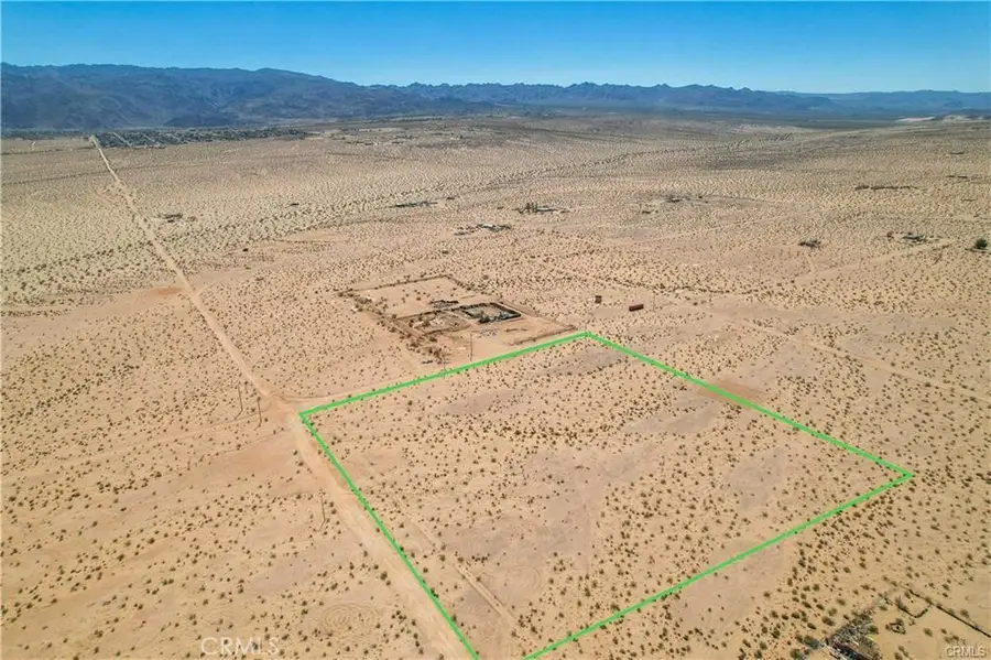 8888 Mesa Drive, Twentynine Palms Yucca Valley, CA 92277 - #2