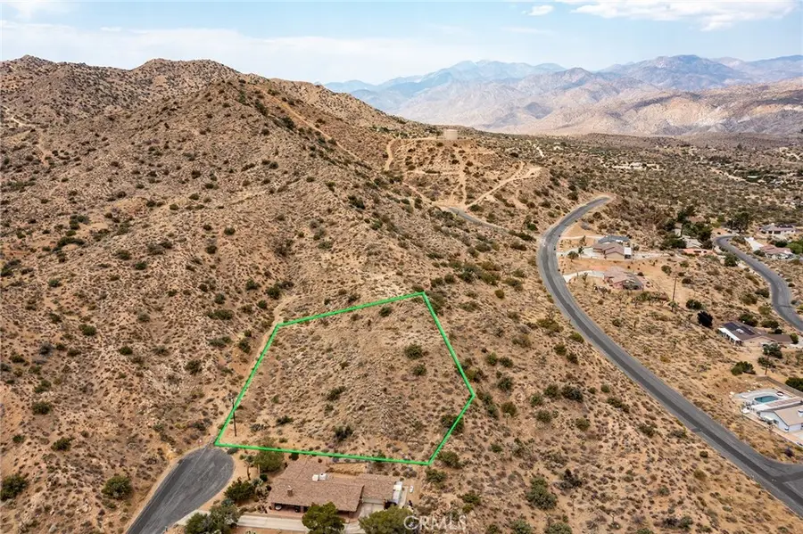 55700 Golden Bee Drive, Yucca Valley, CA 92284 - #3