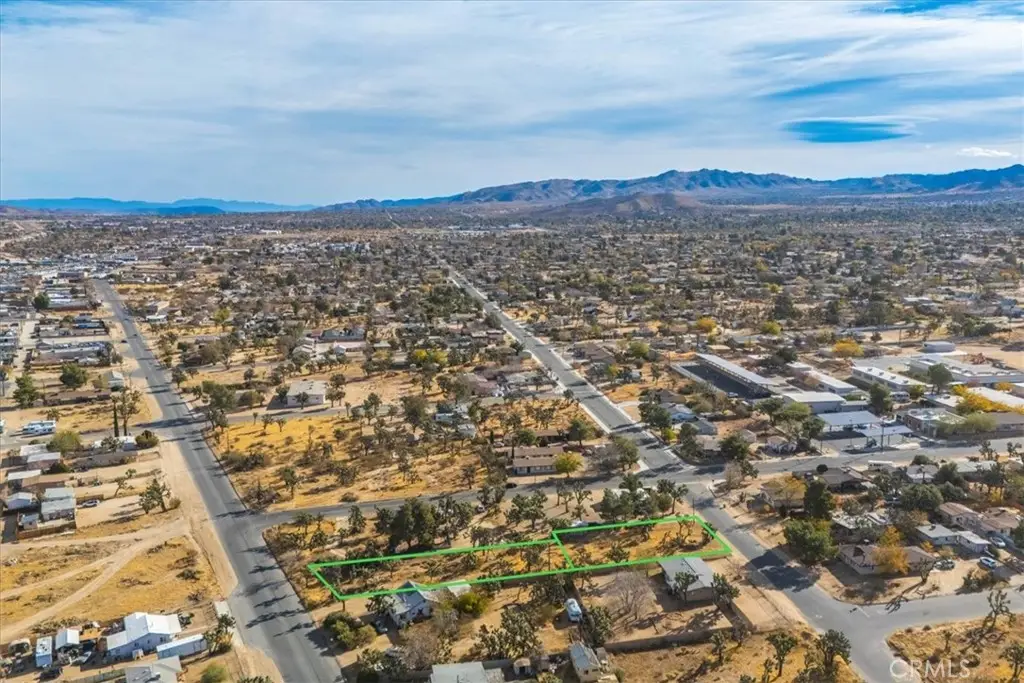 10 Santa Fe Trail Trail, Yucca Valley, CA 92284 - Image #1