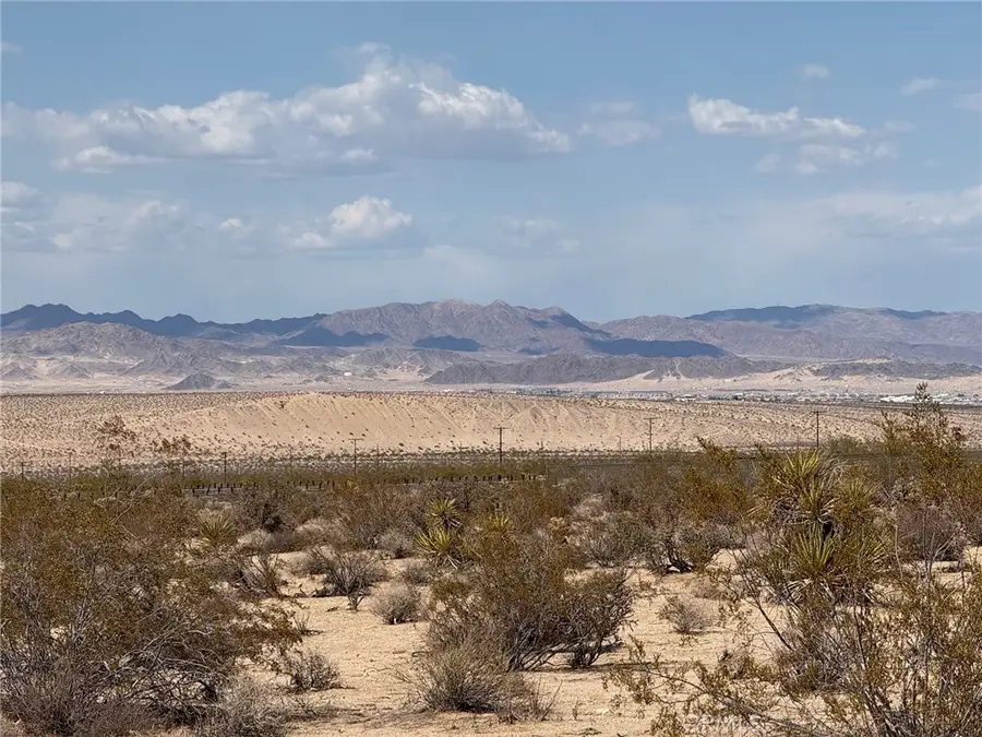 12 Indian Cove Road, Twentynine Palms Yucca Valley, CA 92277 - #3