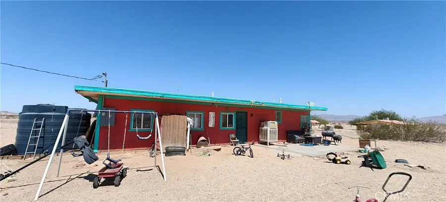 3376 Sunlight Road, Twentynine Palms Yucca Valley, CA 92277 - #2