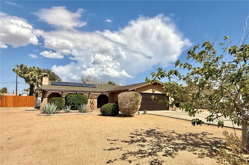 7157 La Habra Ave, Yucca Valley, CA 92284 - #1