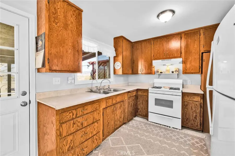 4869 Avenida La Manana, Joshua Tree, CA 92252 - Image #2
