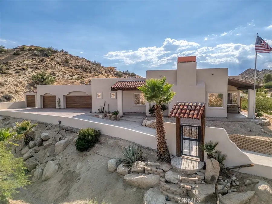 57045 Plaza Del Amigo, Yucca Valley, CA 92284 - Image #2