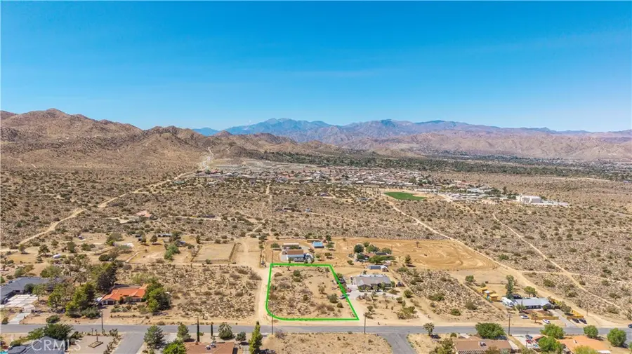 8804 Warren Vista Avenue, Yucca Valley, CA 92284 - Image #2