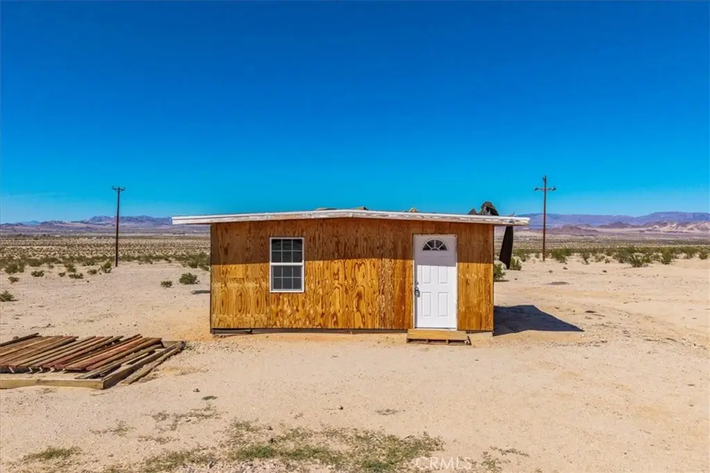 100 Cactus Jack Avenue, Twentynine Palms Yucca Valley, CA 92277 - Image #1