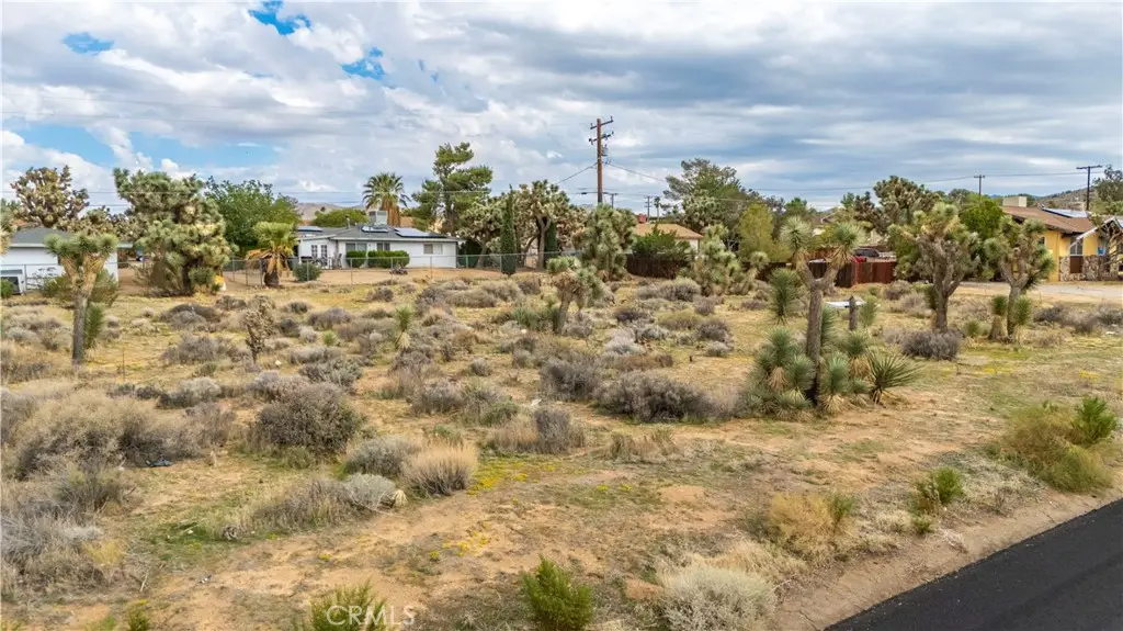 7625 Hilton Avenue, Yucca Valley, CA 92284 - Image #1