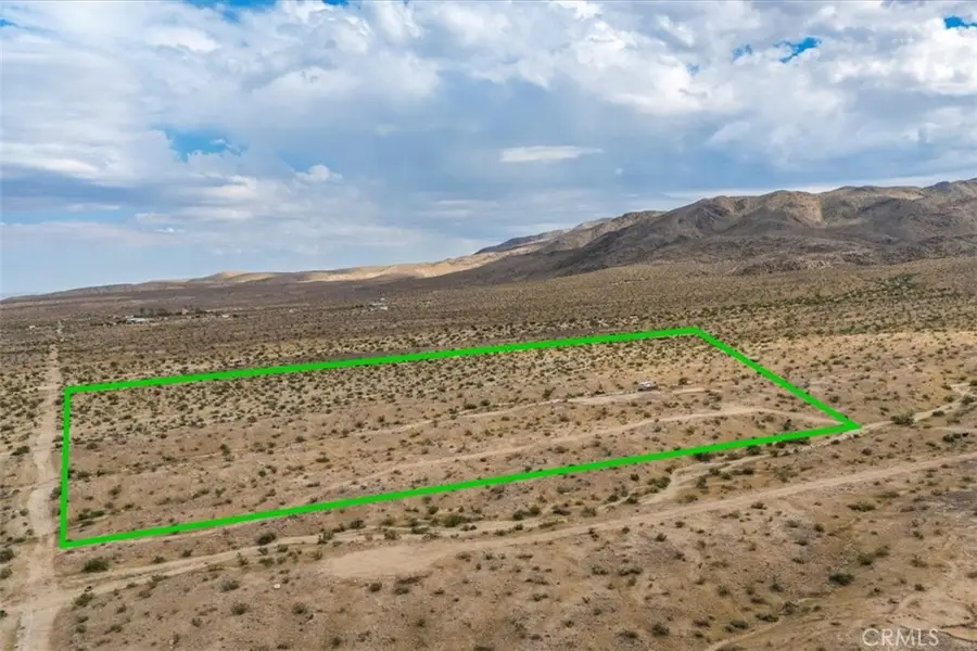 121212 Twilight Dr, Twentynine Palms, CA 92277 - Image #2