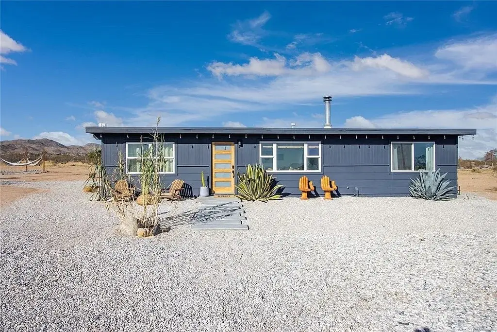 1856 Cambria, Landers, CA 92285 - #1