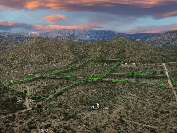 1352 Orion Trail, Pioneertown, CA 92268