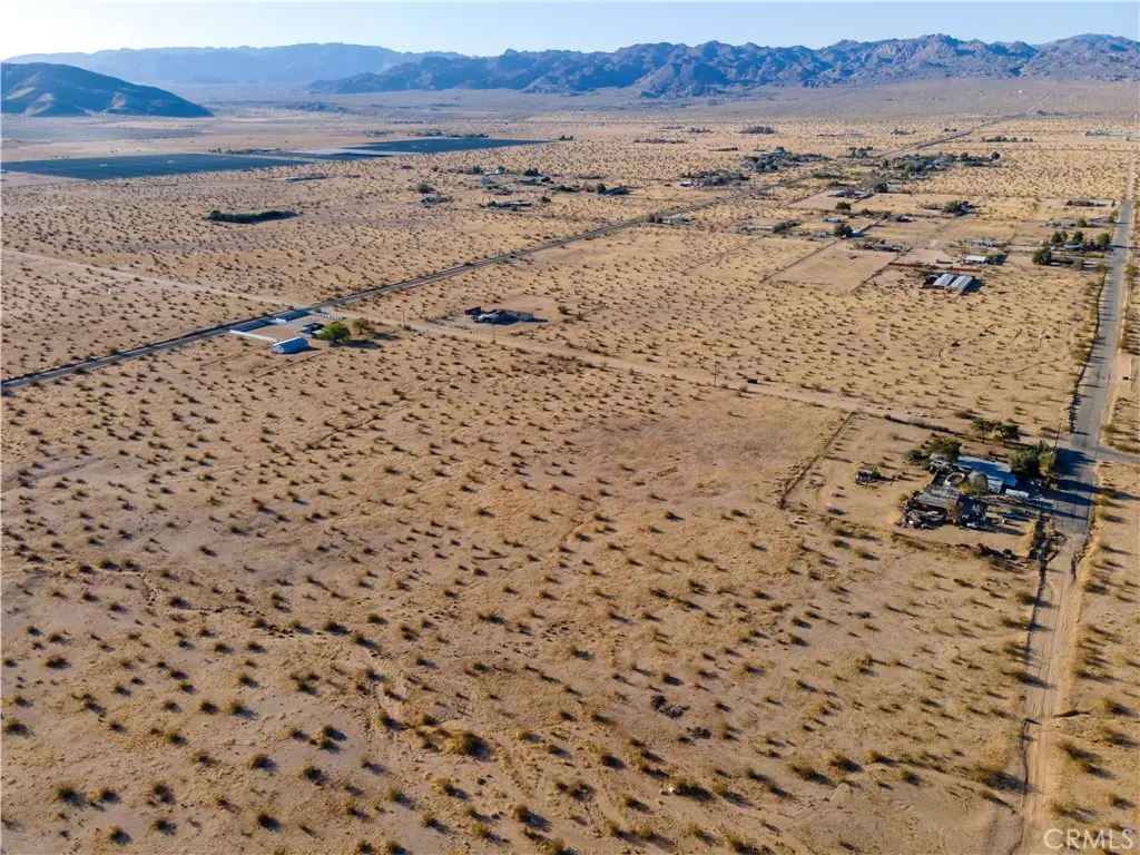 5 Sunflower Road, Joshua Tree, CA 92252 - #1