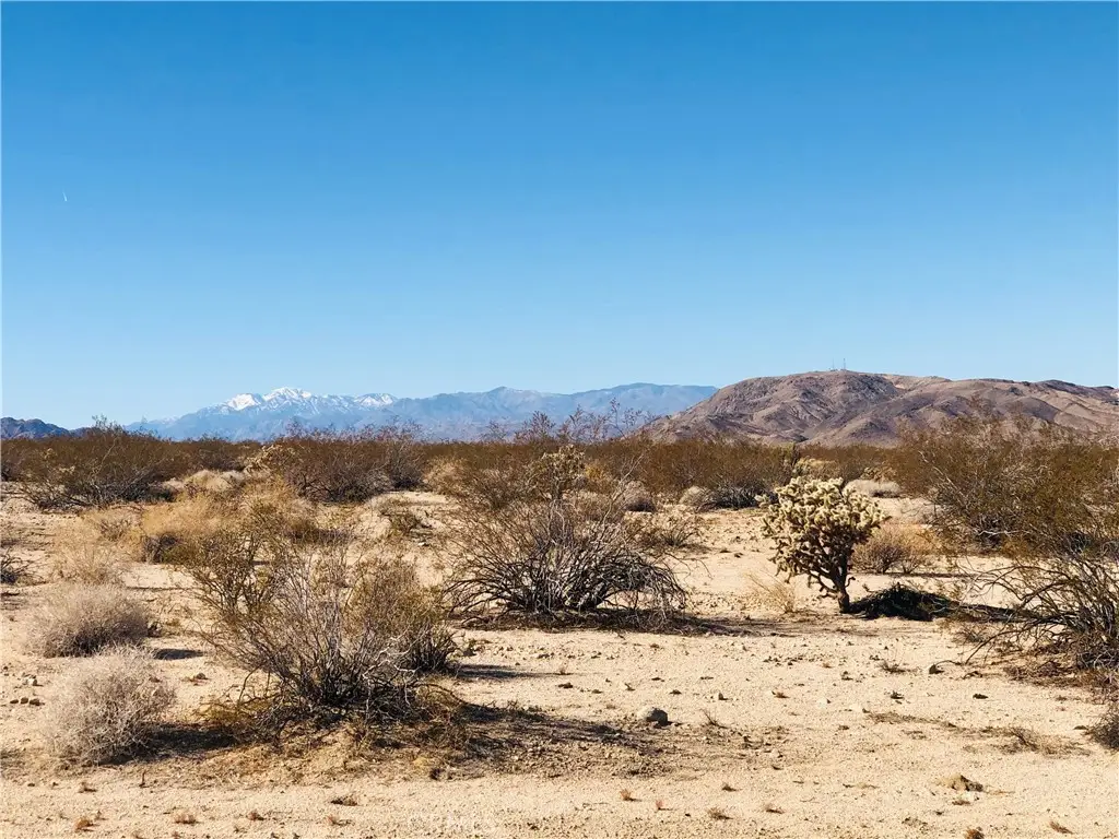 5 Appian Way, Twentynine Palms, CA 92277 - #1