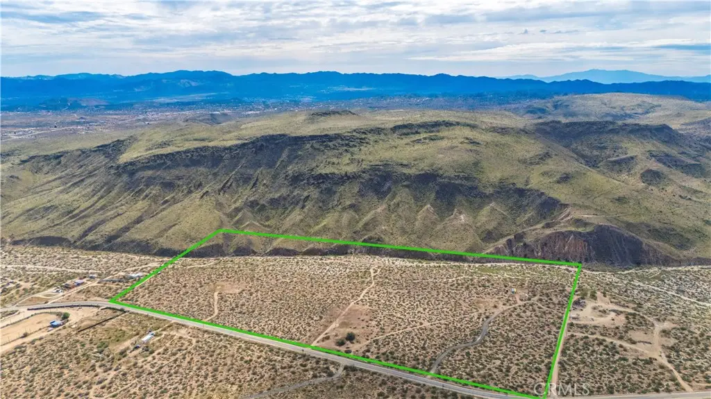55455 Pipes Canyon, Pioneertown, CA 92268 - #1