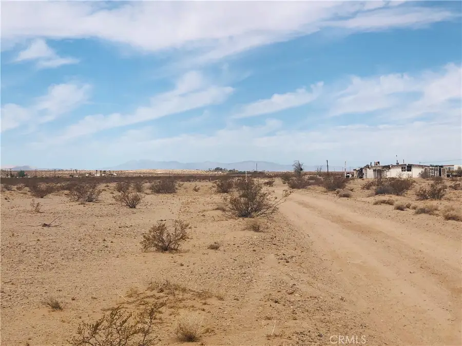 0 Near Raymond, Twentynine Palms Yucca Valley, CA 92277 - #2