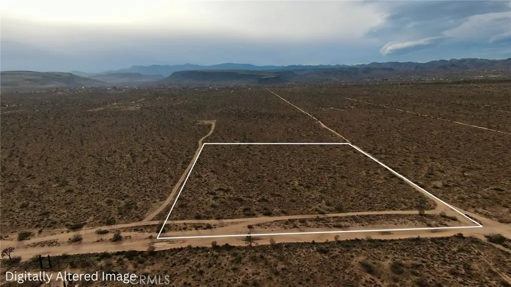 2602 Warren Vista Avenue, Yucca Valley, CA 92285 - #1