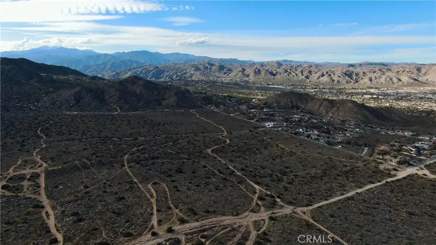 56007 Golden Bee, Yucca Valley, CA 92284 - #2