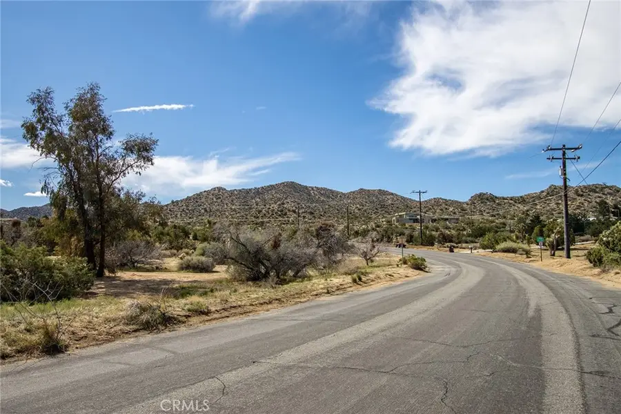9486 Carmelita Circle, Yucca Valley, CA 92284 - #2