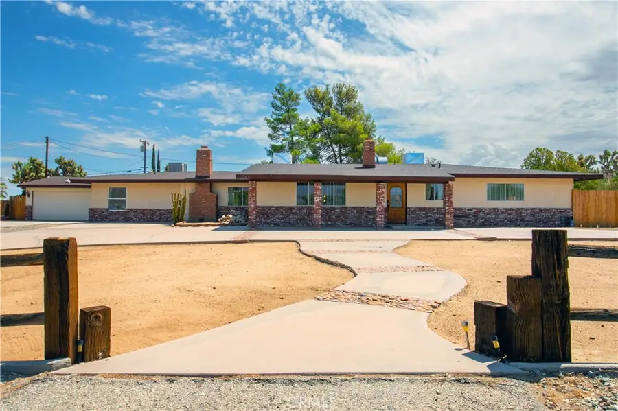 7737 Aster Avenue, Yucca Valley, CA 92284 - #2