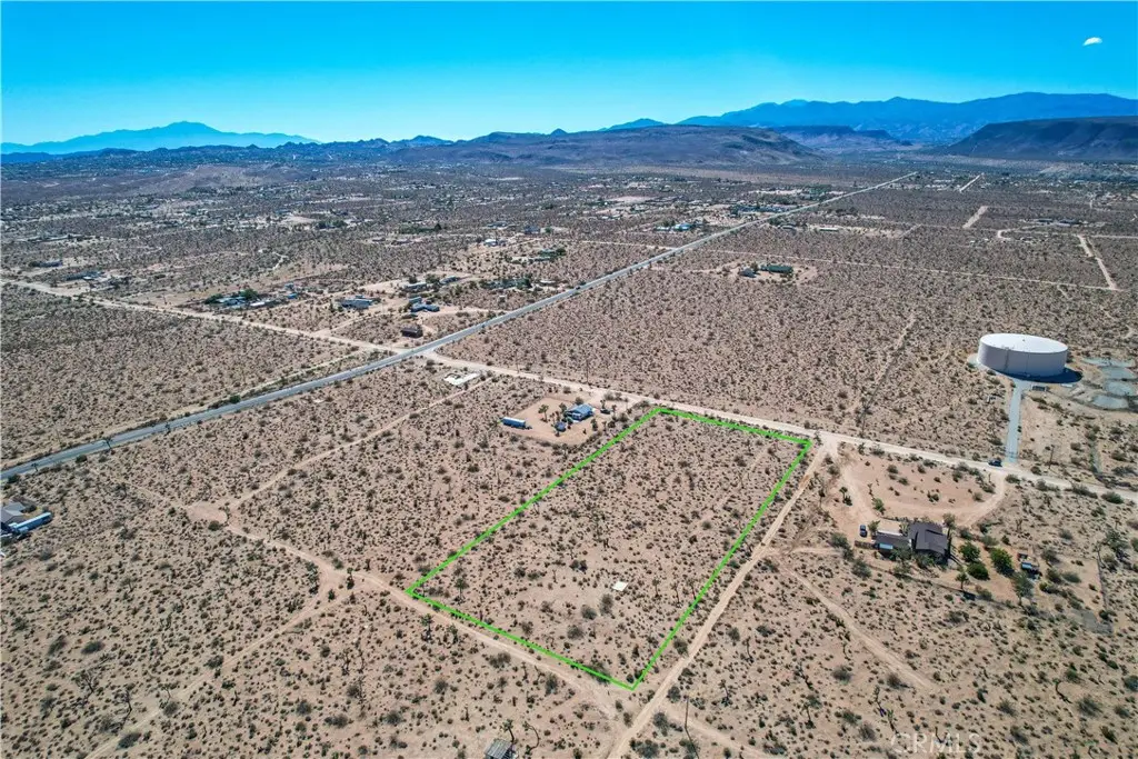 3161 Warren Vista Avenue, Yucca Valley, CA 92284 - #1