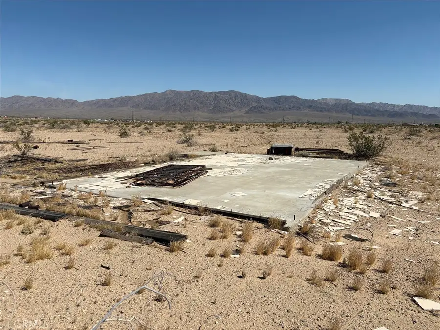101 Carey Road, Twentynine Palms Yucca Valley, CA 92277 - #2