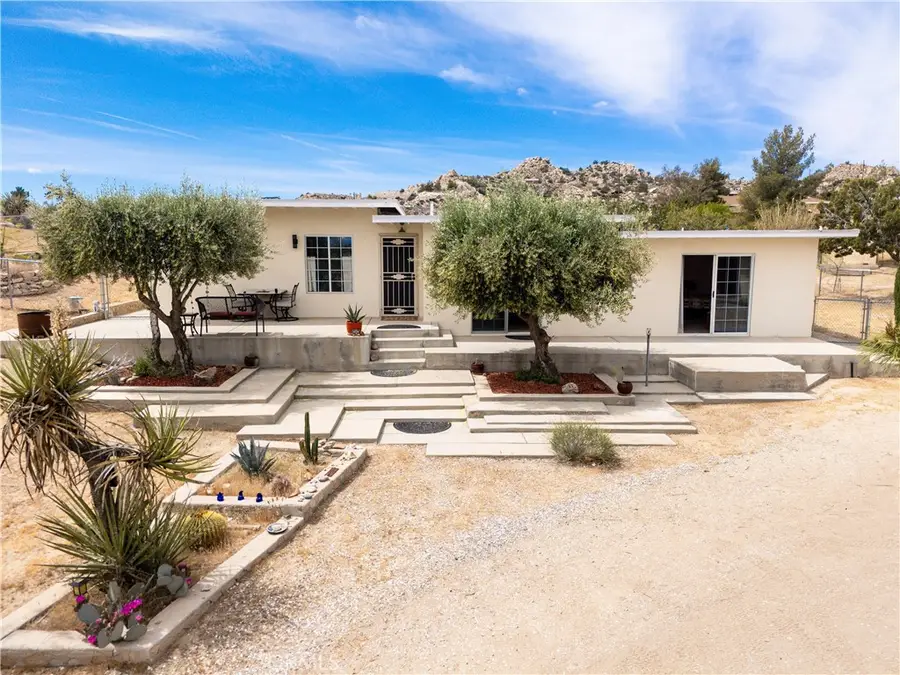 56833 Oakwood, Yucca Valley, CA 92284 - #2