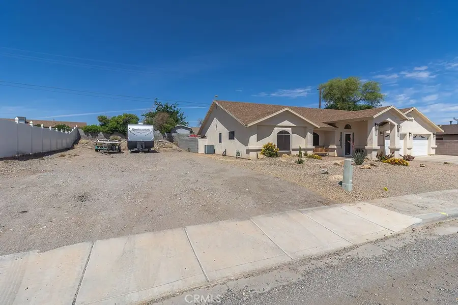 2060 Carty Way, Needles, CA 92363 - #3