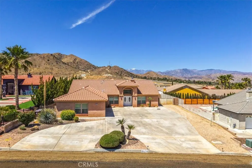 8674 Dumosa, Yucca Valley, CA 92284 - #1