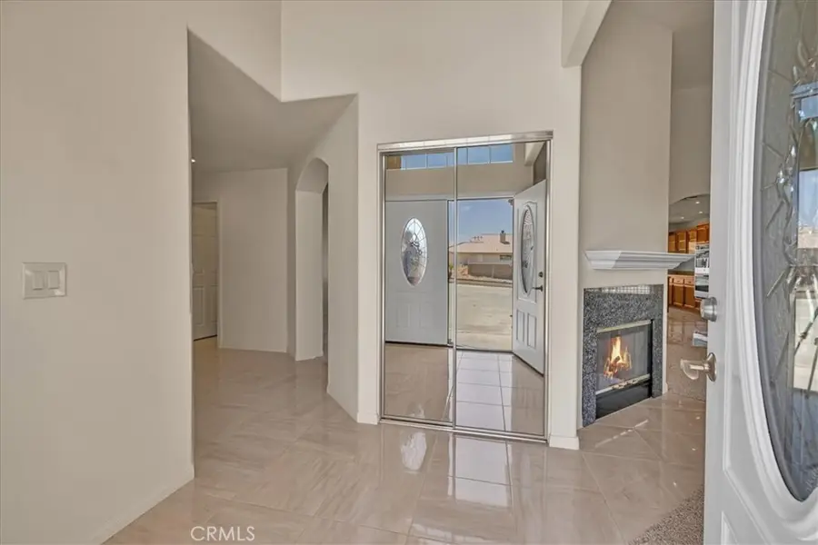8674 Dumosa, Yucca Valley, CA 92284 - #3