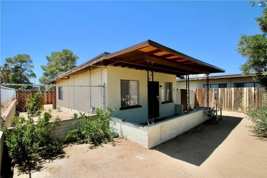 7634 Fox A & B, Yucca Valley, CA 92284 - #2