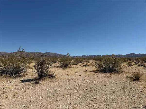 0 2 Mile, 29 Palms, CA 92277