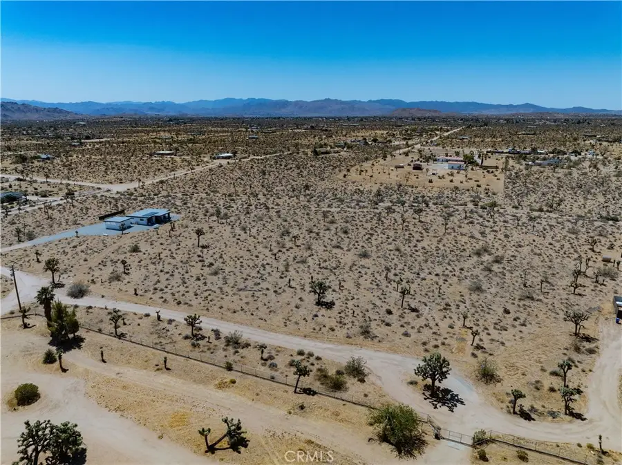 57877 La Crescenta, Yucca Valley, CA 92284 - #3