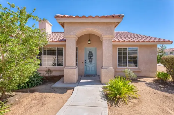 56739 Taos Circle, Yucca Valley, CA 92284