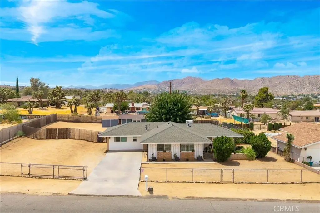7562 Acoma Trail, Yucca Valley, CA 92284 - #1