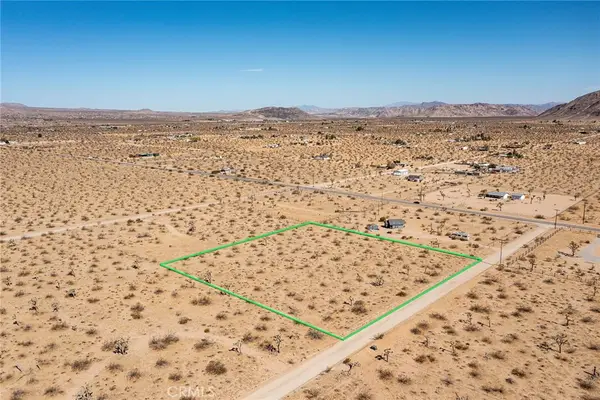 110 Anita, Landers, CA 92285