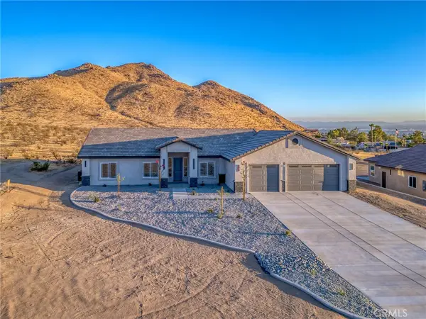 19721 Roanoke Road, Apple Valley, CA 92307