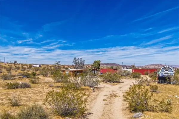 1022 Chuckawalla Road, Landers, CA 92285