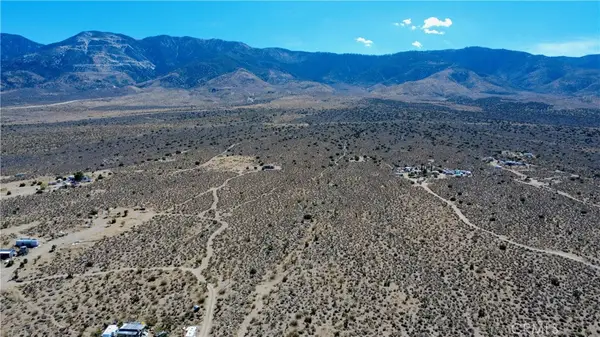 7470 Mesa Road, Lucerne Valley, CA 92356