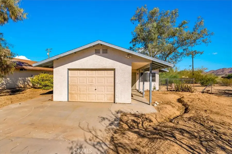 6211 Daisy Avenue, Twentynine Palms, CA 92277 - #3