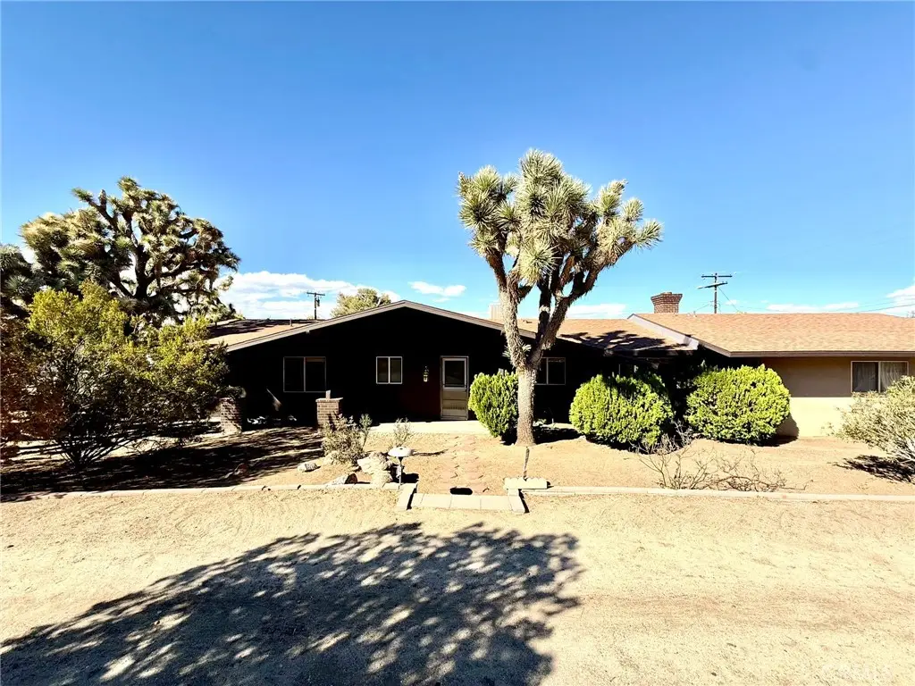 56862 La Cadena, Yucca Valley, CA 92284 - #1